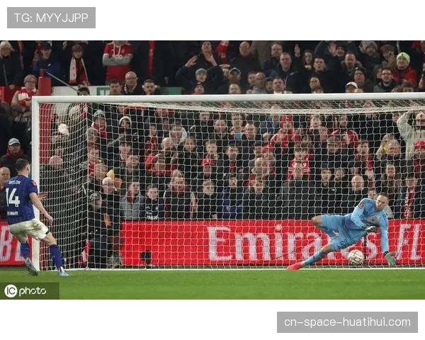 赛后声音:各方对诺丁汉森林点球判罚的争议反应 赛后声音:各方对诺丁汉森林点球判罚的争议反应