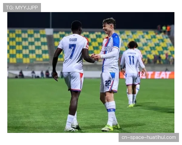 欧协联:阿斯顿维拉总比分5-2晋级四强 欧协联:阿斯顿维拉总比分5-2晋级四强